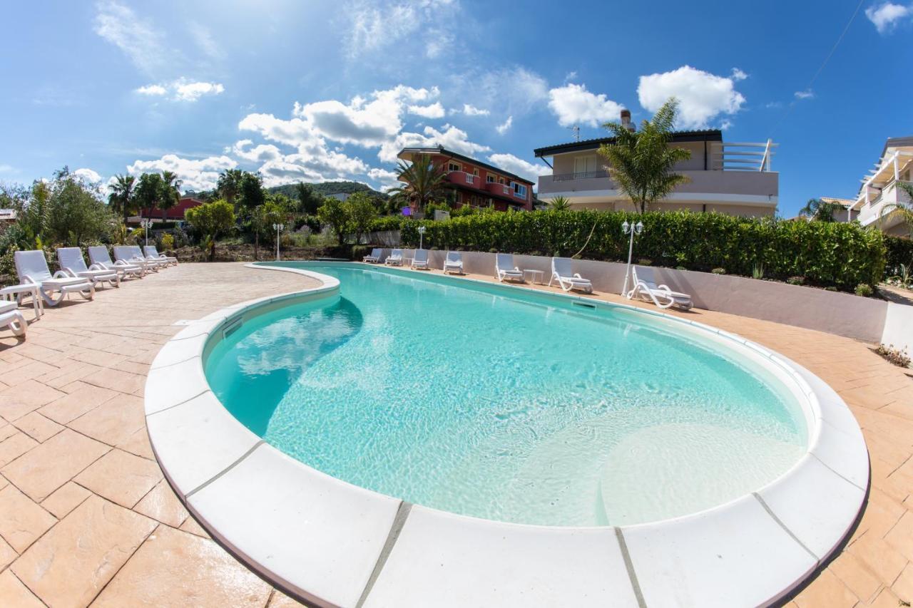 Couette-café Residenza Borgo Italico 3*