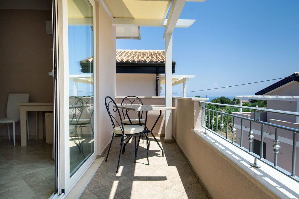 Couette-café Residenza Borgo Italico 3*